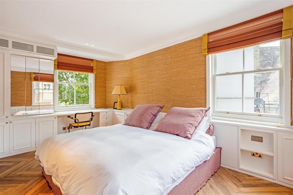 Flat 4, 12 Lennox Gardens London  (32).jpg