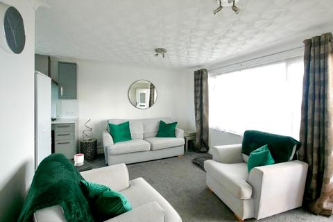 2 bedroom chalet for sale, Lavernock Point, Lavernock, Penarth