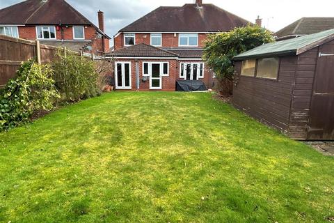 4 bedroom semi-detached house for sale, Goodrest Avenue, Halesowen