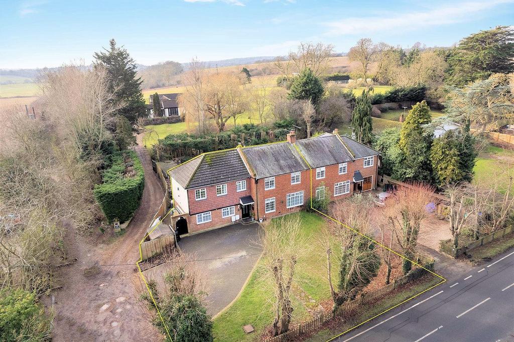Coopersale Street, Epping 5 bed semidetached house for sale £1,000,000