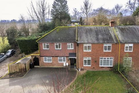 5 bedroom semi-detached house for sale, Coopersale Street, Epping