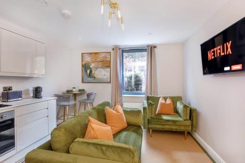 undefined, Crescent Court, The Crescent, Off Blossom Street, York
