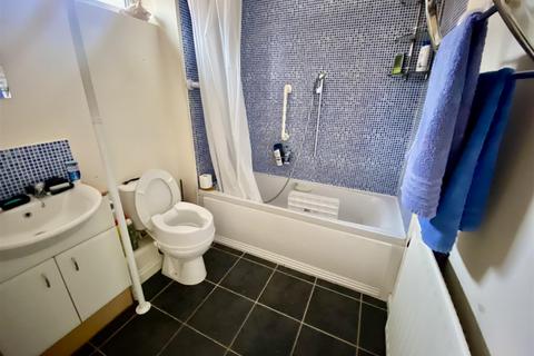 2 bedroom coach house for sale - Maida Vale, Swindon SN25