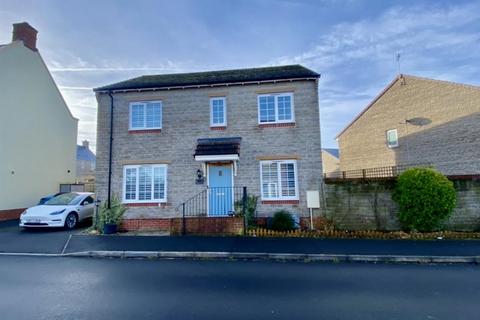 33 Cob Hill, Purton, Swindon, SN5 4FR
