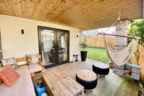 33 Cob Hill, Purton, Swindon, SN5 4FR