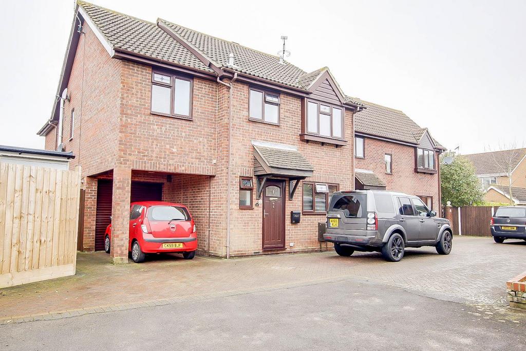 Aldon Close, Harwich CO12 4 bed detached house for sale £430,000