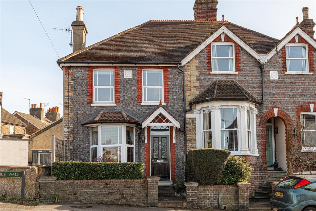 Clarence Walk, Redhill 2 bed semidetached house for sale £500,000