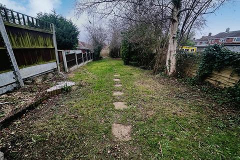 19 Cedar Close, Hutton, Brentwood, CM13 1NE