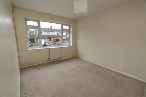 19 Cedar Close, Hutton, Brentwood, CM13 1NE