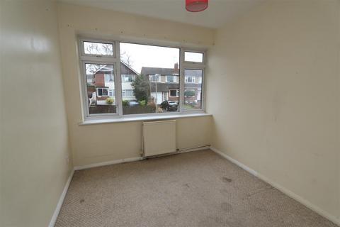 19 Cedar Close, Hutton, Brentwood, CM13 1NE