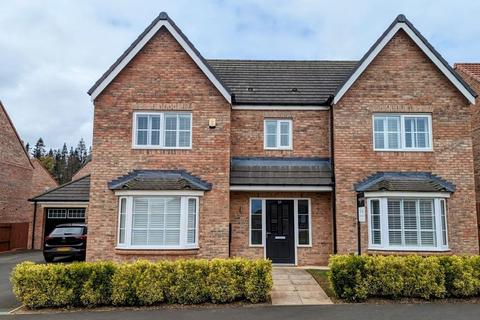 5 bedroom detached house for sale, Snowdrop Avenue, Wynyard, Billingham