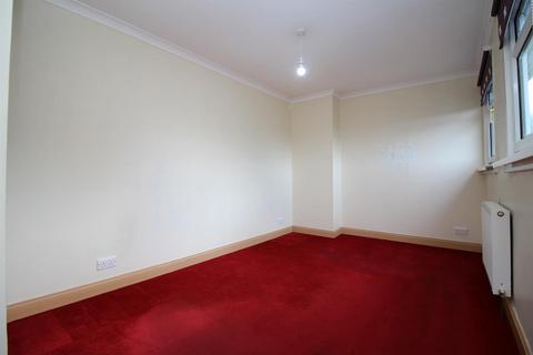 1 Briar Gardens, Whitburn, Bathgate, EH47 8LT
