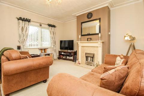 2 bedroom end of terrace house for sale, Calverley Green Road, Altofts WF6