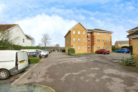 15 Browning Drive, Wickford, SS12 0PS