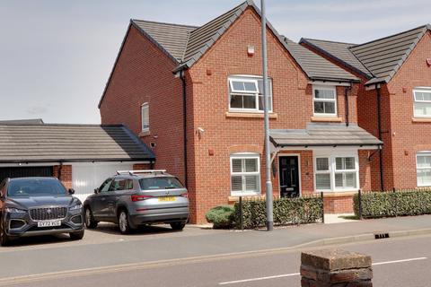 4 bedroom detached house for sale, Fishers Green Road SG1