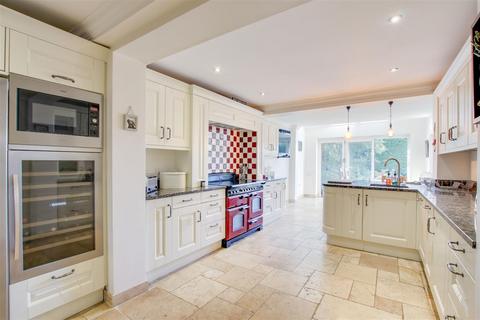 4 bedroom detached house for sale, Bumbles Green Lane, Nazeing, Waltham Abbey