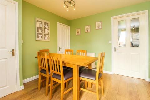 7 Barncroft Close, Ackworth, Pontefract, WF7 7RW