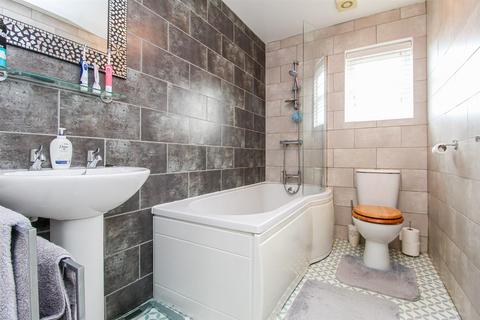 7 Barncroft Close, Ackworth, Pontefract, WF7 7RW