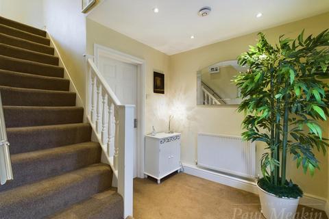 19 Leveret Close, New Addington, Croydon, CR0 0ER