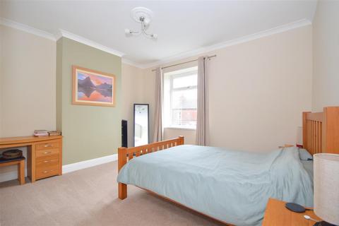 70 Wakefield Road, Ackworth, Pontefract, WF7 7AZ