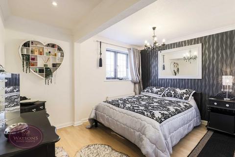 4 bedroom detached house for sale, Holmewood Drive, Giltbrook, Nottingham, NG16