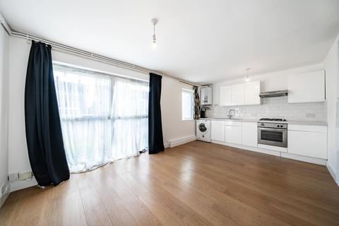 2 bedroom flat for sale, Ashford Court, Whitehorse Lane, South Norwood