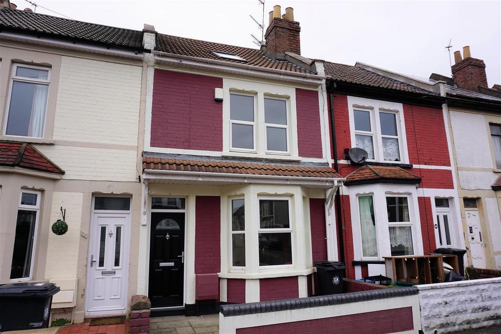Highworth Road, Bristol 2 bed terraced house £1,500 pcm (£346 pw)