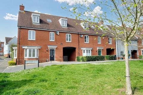 4 bedroom house for sale - Eastwood Park, Chelmsford CM2
