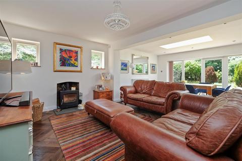 30 Longtye Drive, Chestfield, Whitstable, CT5 3NF