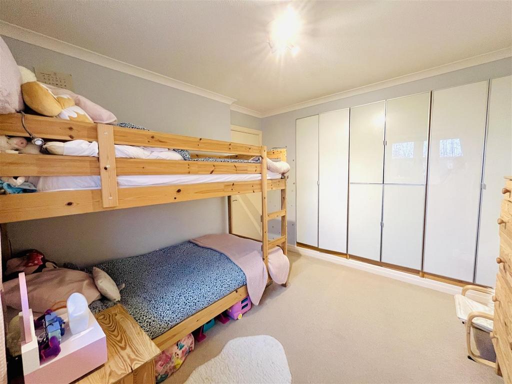 Bedroom 2 Aspect 2