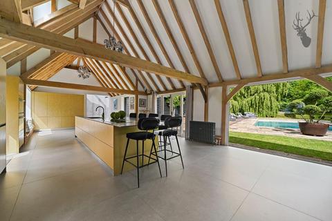 5 bedroom barn conversion for sale - Mount Road, Theydon Garnon, Epping