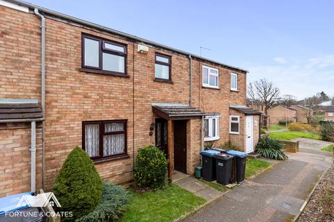 52 Dunstalls, Harlow, CM19 5RA