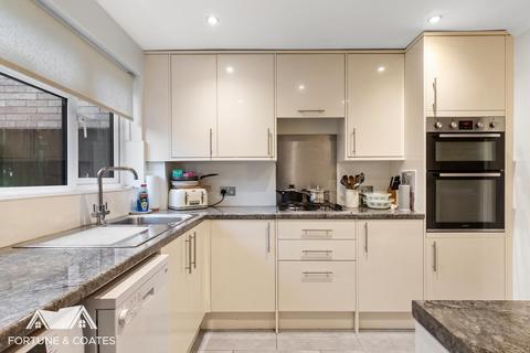 52 Dunstalls, Harlow, CM19 5RA
