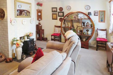 9 Adeane Meadow, Mundford, Thetford, IP26 5DU