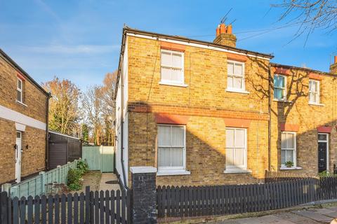 3 bedroom semi-detached house for sale, Quainton Street, London NW10