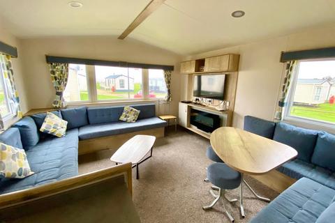 3 bedroom park home for sale - Broadland Sands, Coast Road, Corton, Lowestoft
