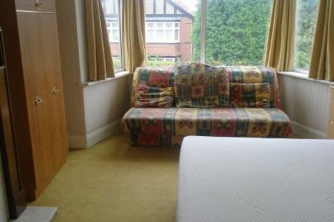 3 bedroom flat to rent, Valley View, Newcastle upon Tyne, NE2 2JS