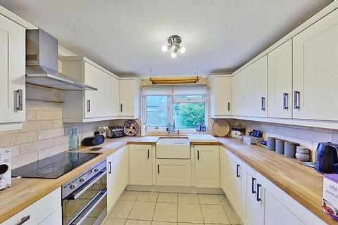 14 Ford Close, Herne Bay, CT6 8AN