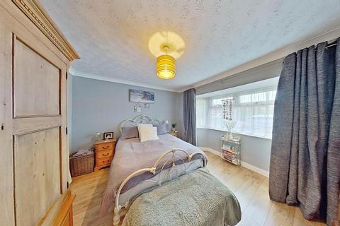 14 Ford Close, Herne Bay, CT6 8AN