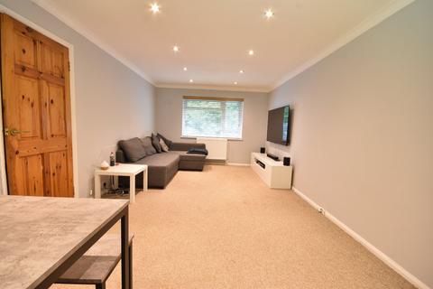 2 bedroom apartment for sale, Green Lane, Shipley Bridge, RH6