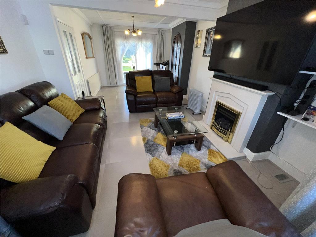 Through Lounge