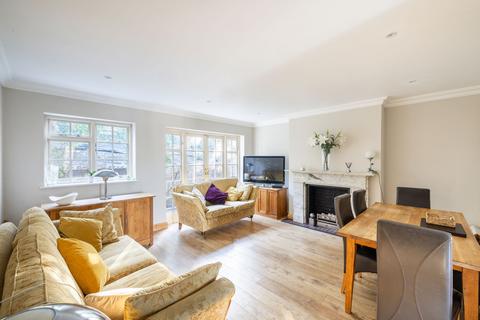 4 bedroom end of terrace house for sale, Hillview Close, Purley, CR8