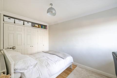 30 Hillview Close, Purley, CR8 1AU