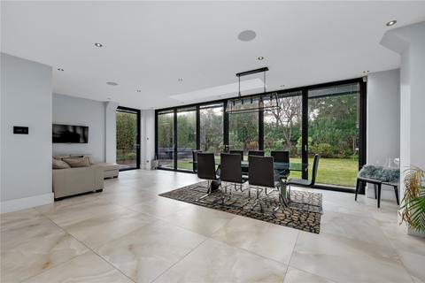 12 Orchard Way, Esher, KT10 9DY