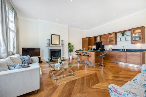 2 bedroom apartment to rent, Egerton Gardens Chelsea SW3