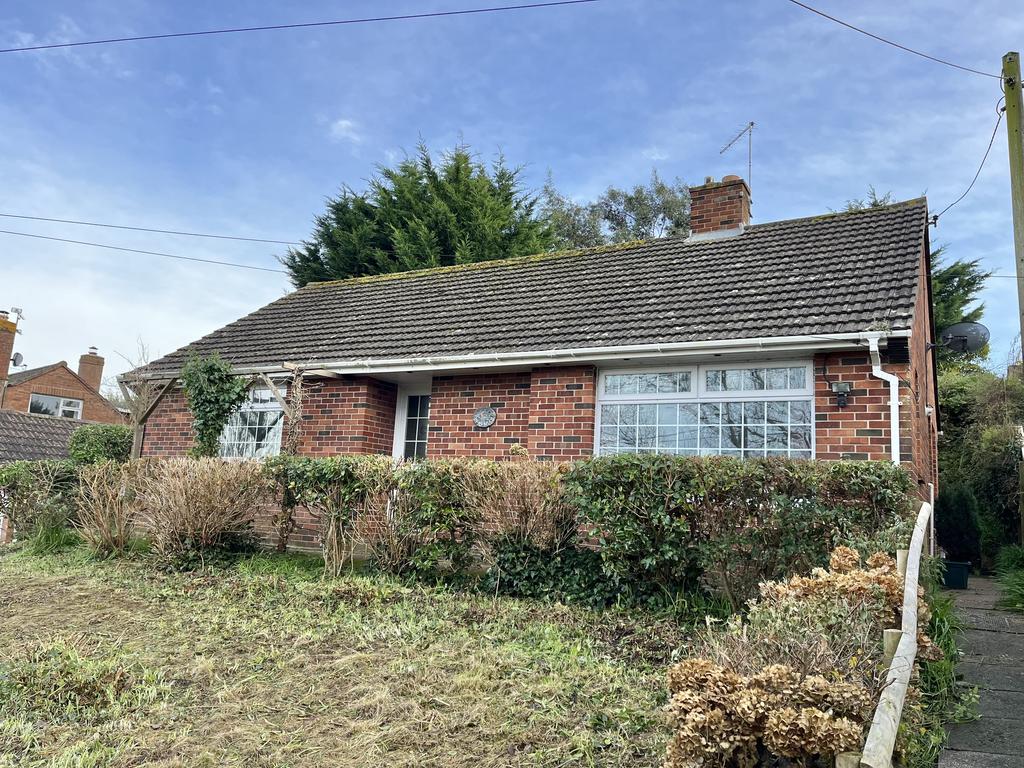 Brendon Road, Watchet TA23 3 bed detached bungalow for sale £275,000