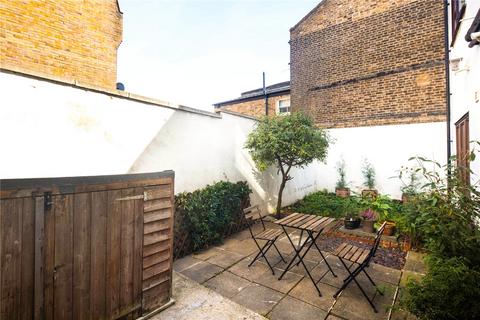 1 bedroom flat for sale, Cassland Road, Hackney, London, E9