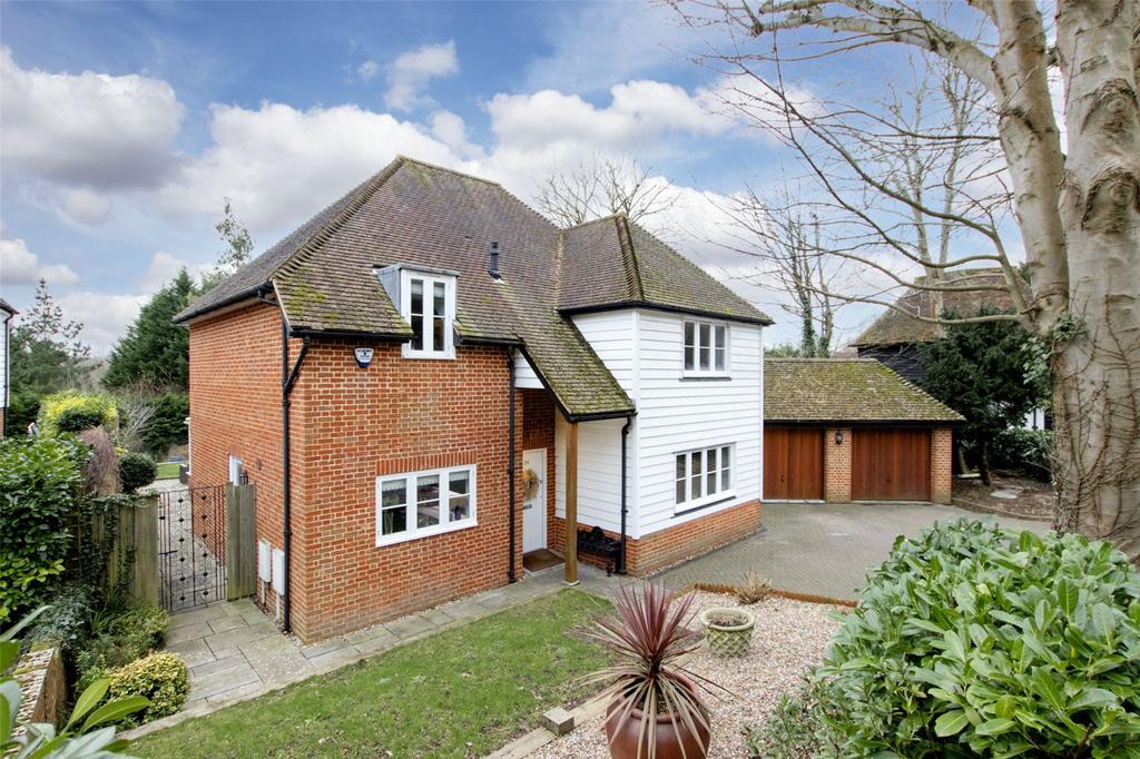 Westbere Lane, Westbere, Nr Canterbury, CT2 4 bed detached house for