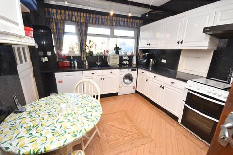 4 bedroom bungalow for sale - Wembdon Road, Bridgwater, TA6
