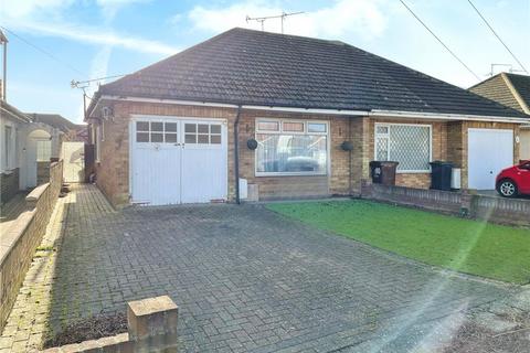 2 bedroom bungalow for sale, Chilburn Road, Clacton-on-Sea, Essex